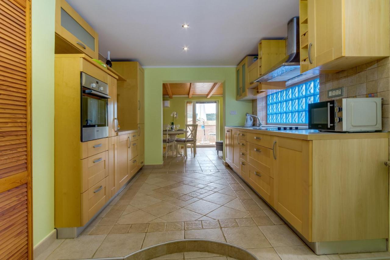 Isabela Apartment Mali Lošinj Exterior foto