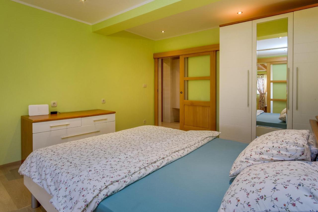 Isabela Apartment Mali Lošinj Exterior foto